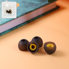 Premium Silicone Earbud Tips - (4 Pc  Set)