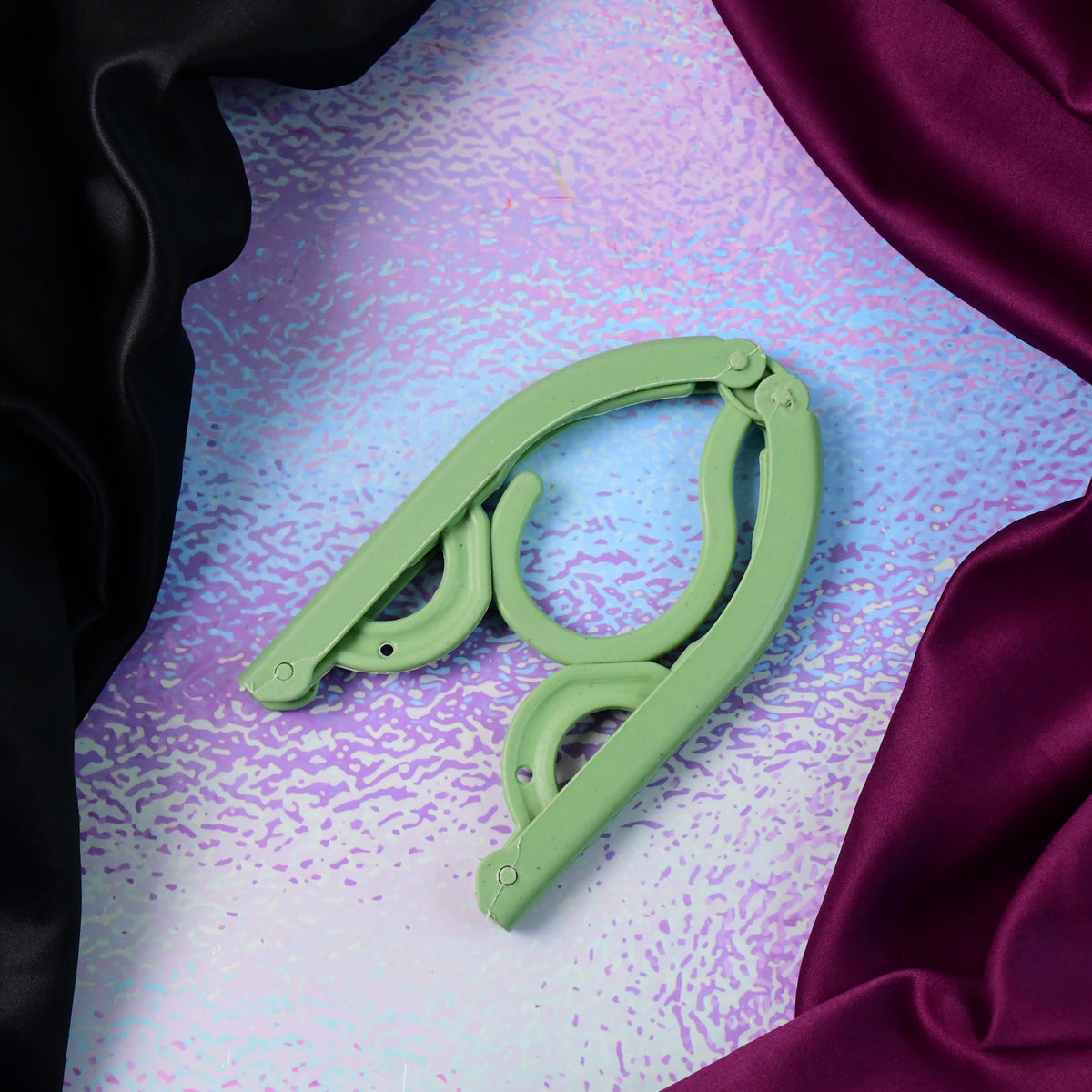 Travel Hangers Portable Folding Clothes Hangers (1 Pc)