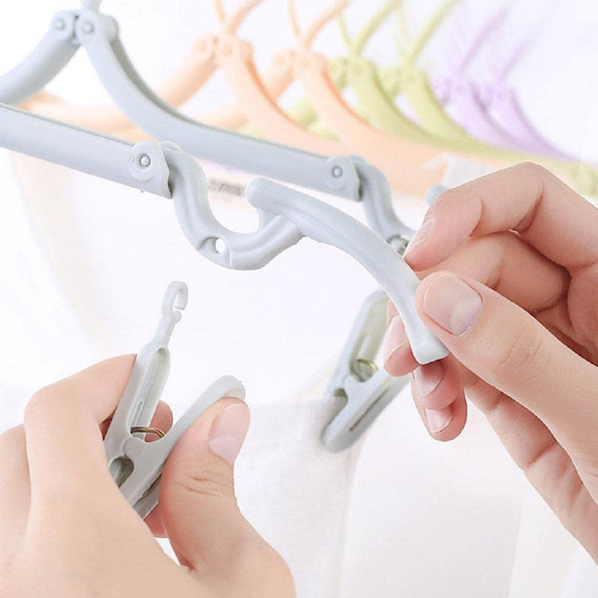 Travel Hangers Portable Folding Clothes Hangers (1 Pc)