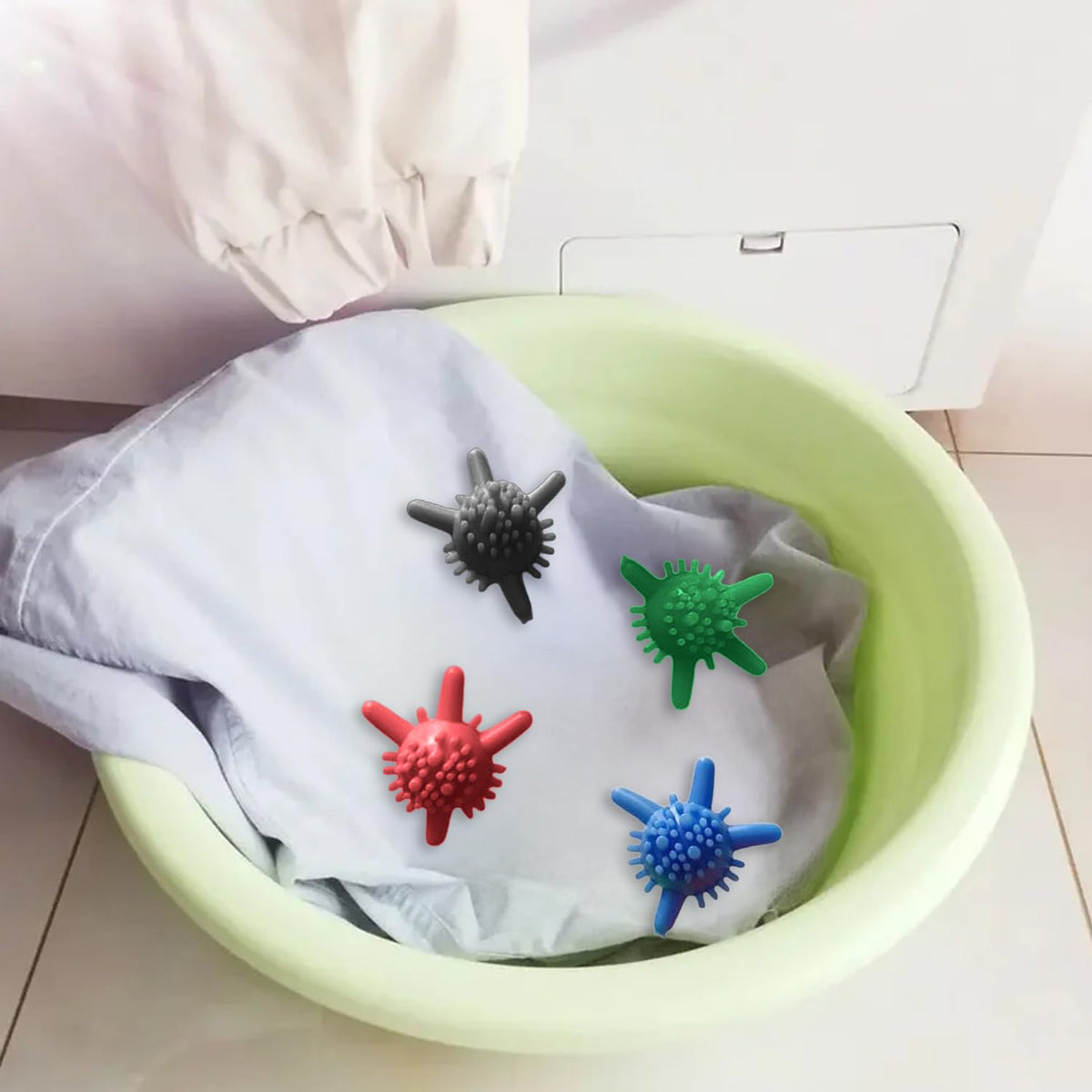 Multipurpose Laundry Washing Balls Set (6 Pc)